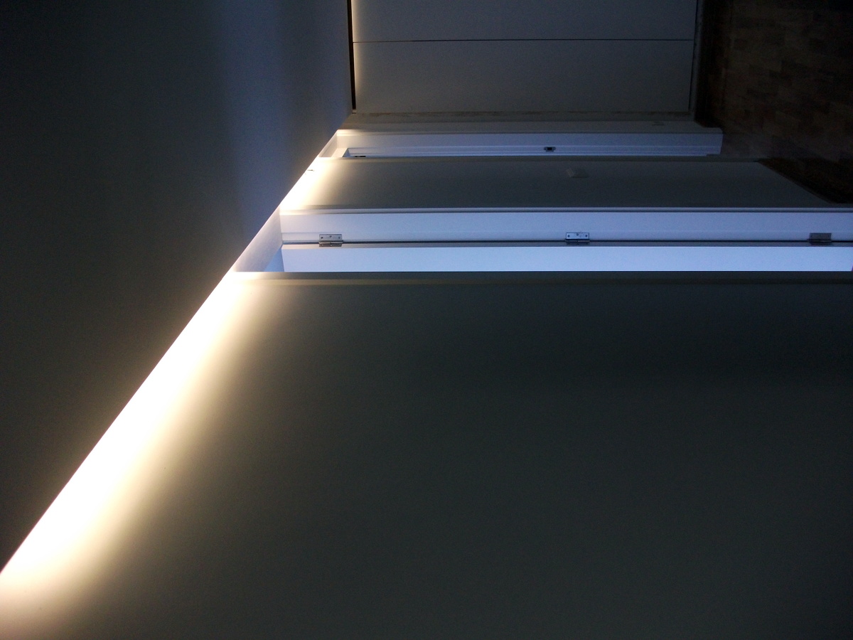 iluminación indirecta con tiras de LED