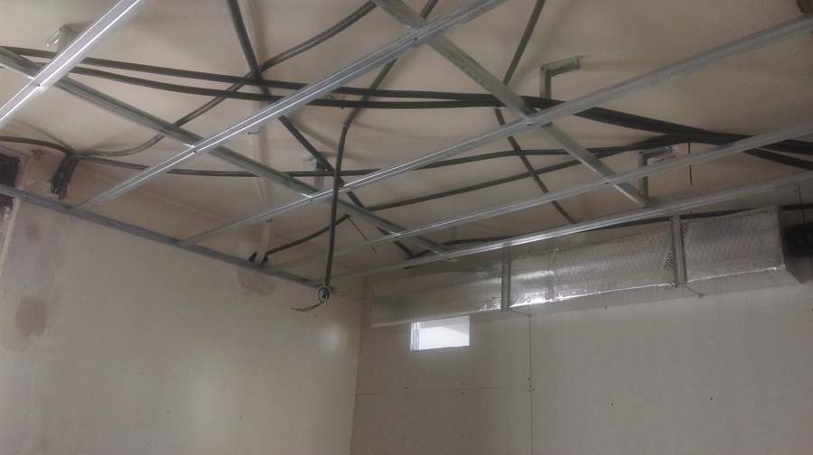 estructura  techo , pre instalacion electrica