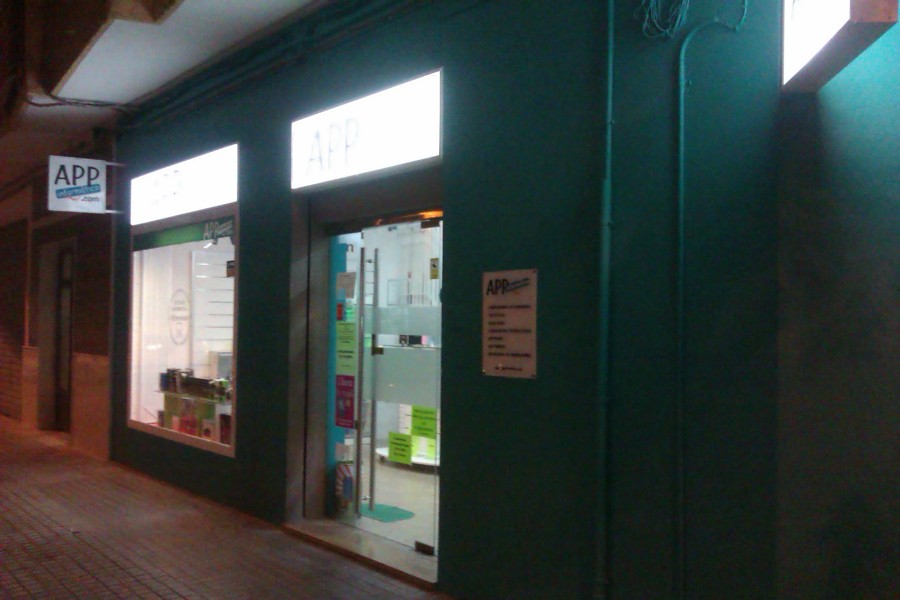 Pintura de fachada APP y su interior. Xàtiva.