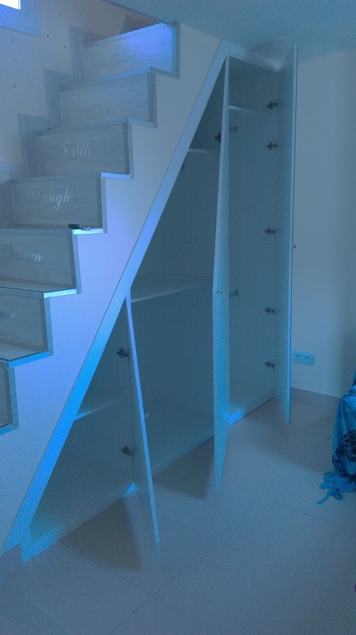 armario de bajada atico 3 puertas y 1 espejo