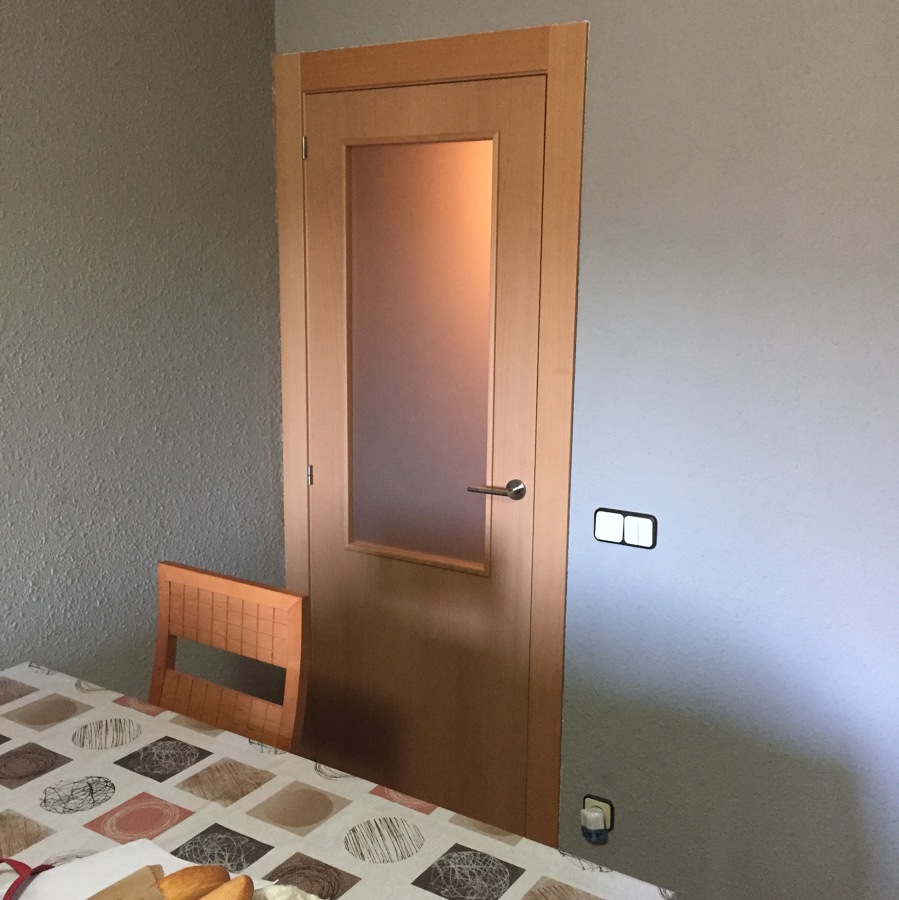 Puerta de haya vidriera