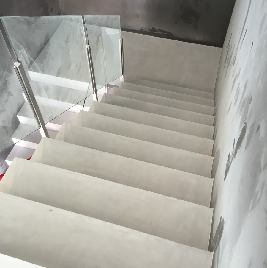 Escalera Microcemento