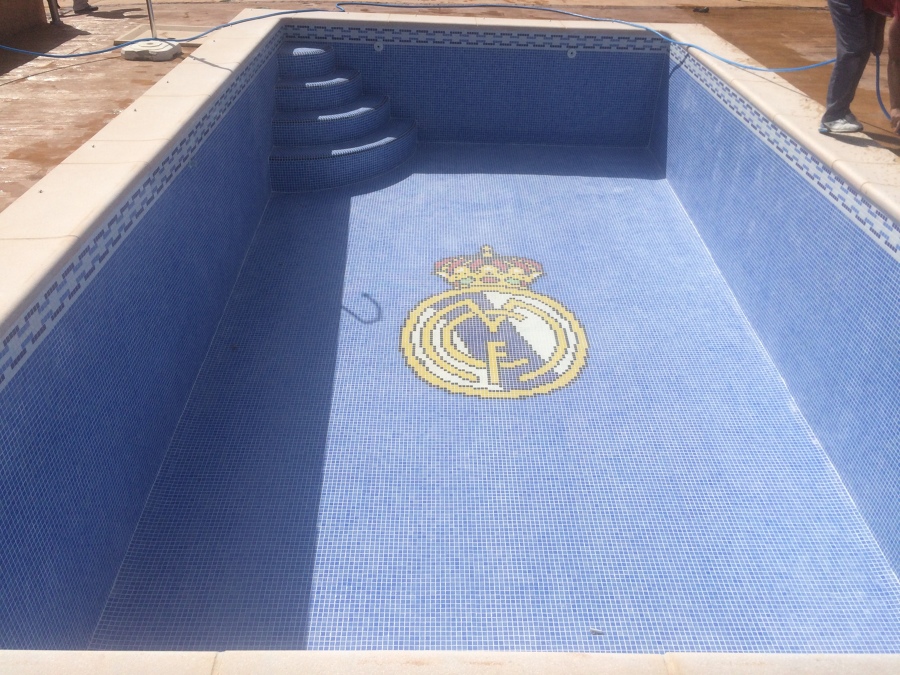 Impermeabilización y revestimiento de piscina