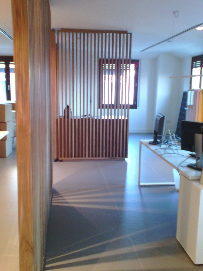 Separadores fabricados en madera de roble natural