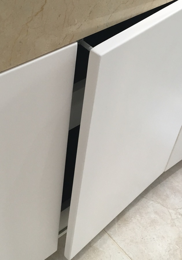 Mueble baño liso lacado 2