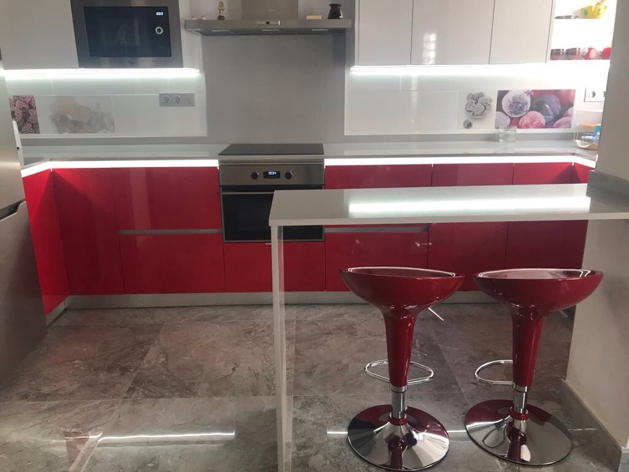 Cocina torre fiel acabada