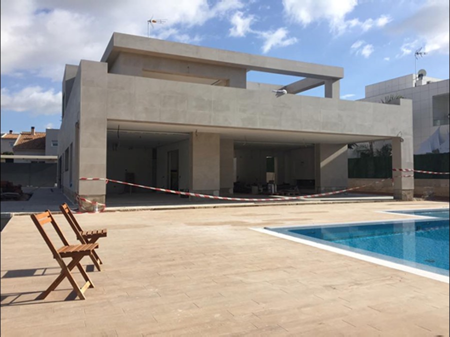 Pavimentado exterior