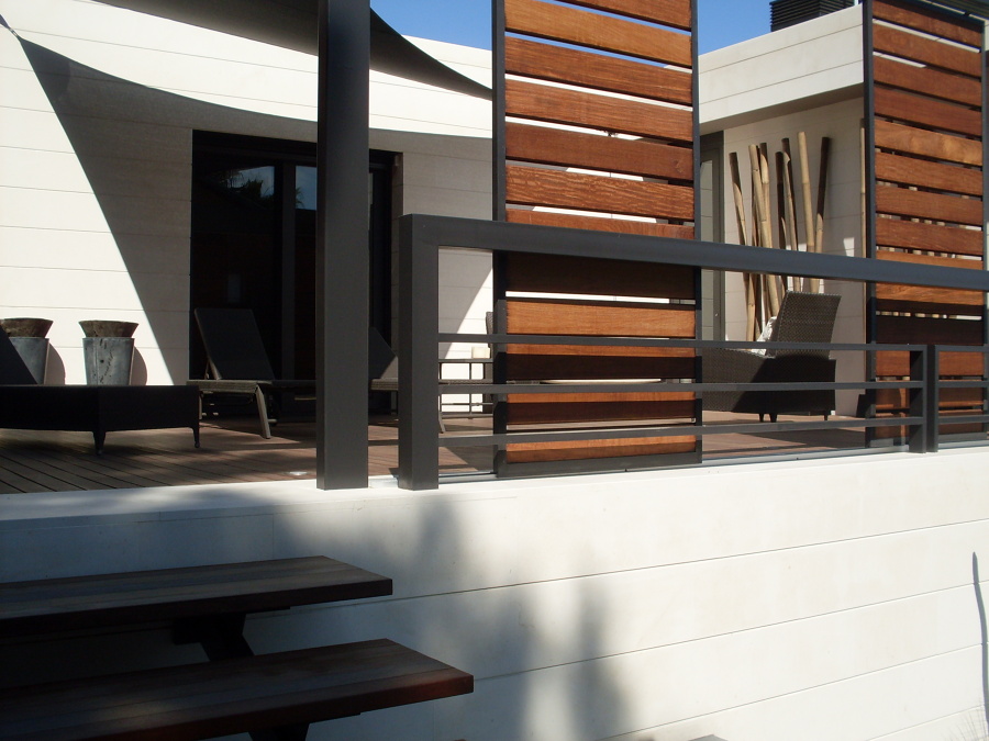 Terraza intima salida habitaciones