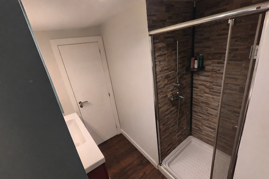 Reforma integral de baño pequeño en hendaya