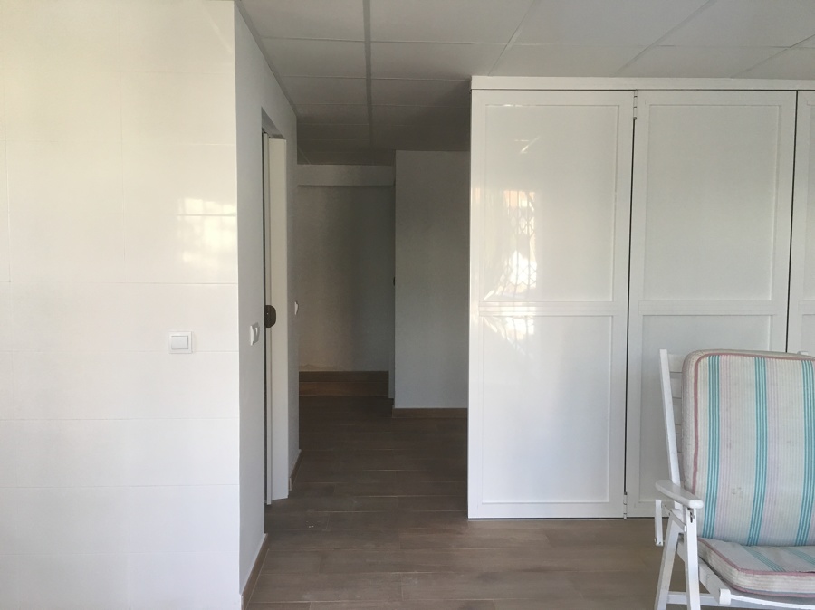 Apartamento diafano con tabiqueria  de corredera