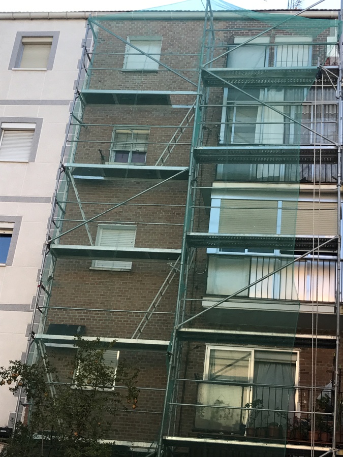 Fachada antes del SATE