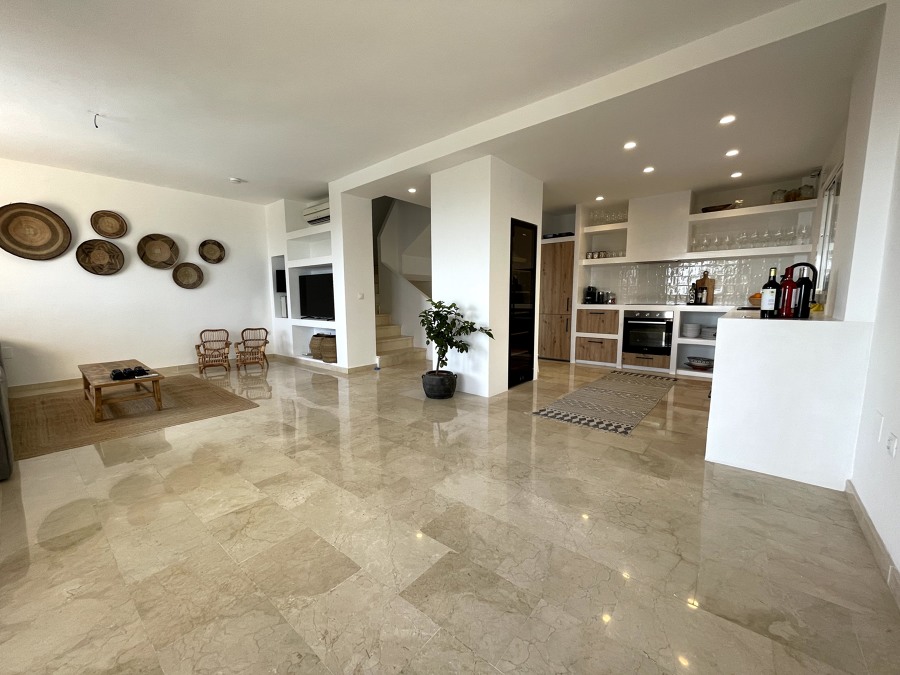 Salón-comedor nórdico Buenavista, Mijas