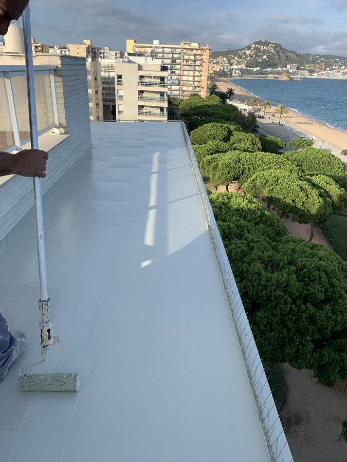 Trabajos de mantenimiento e impermeabilización