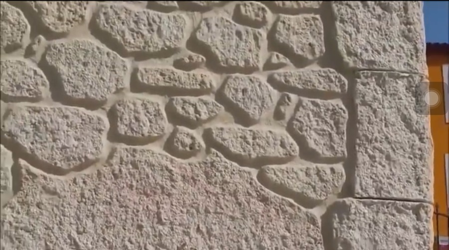 Muro rústico exterior