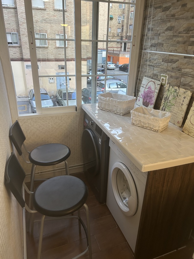 Nueva encimera sobre electrodomésticos