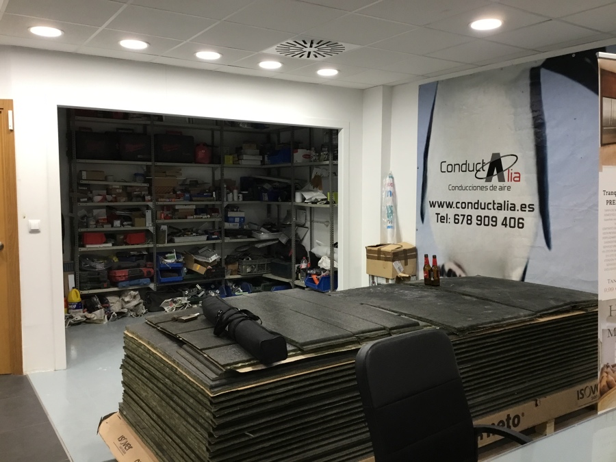 Taller propio de fabricación de conductos de fibra de vidrio