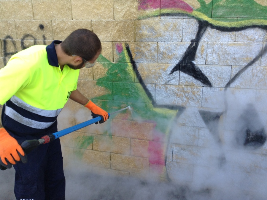 Limpieza y eliminación de graffitis