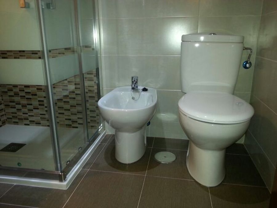 Sanitarios Roca Victoria 