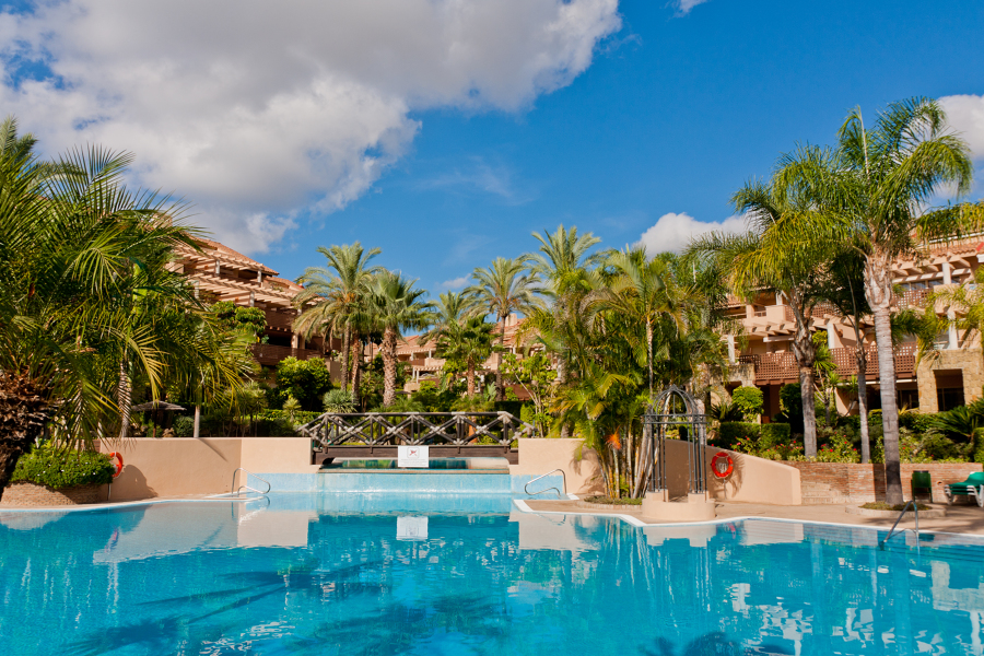 MANTENIMIENTO DE PISCINA