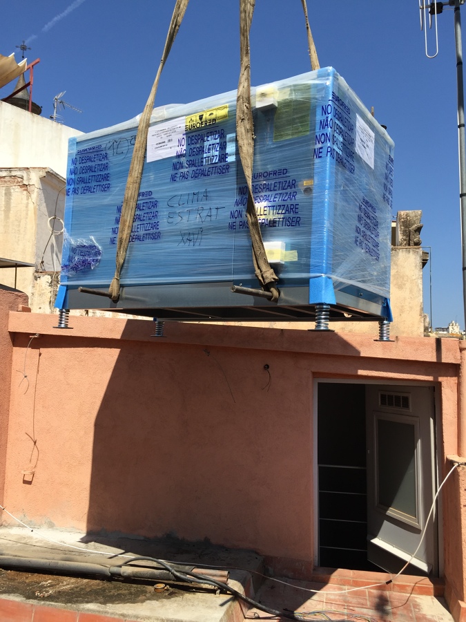 Sustitución de enfriadora de 25000 frigorias 