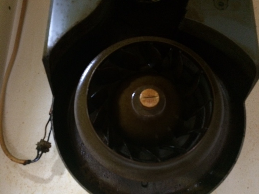 Campana extractora antes de la limpieza