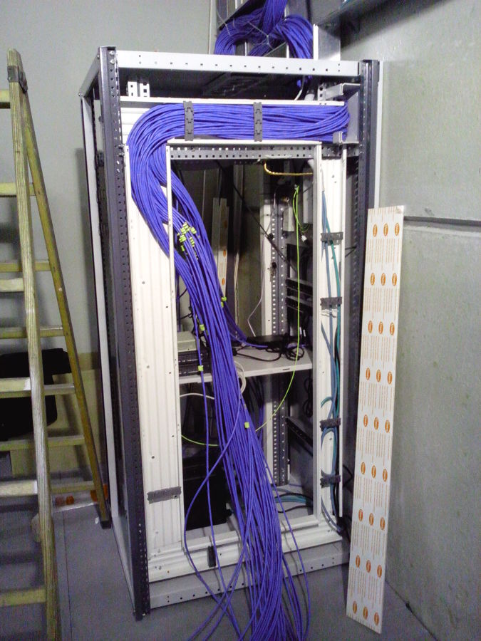 Rack informático pol. Sabón
