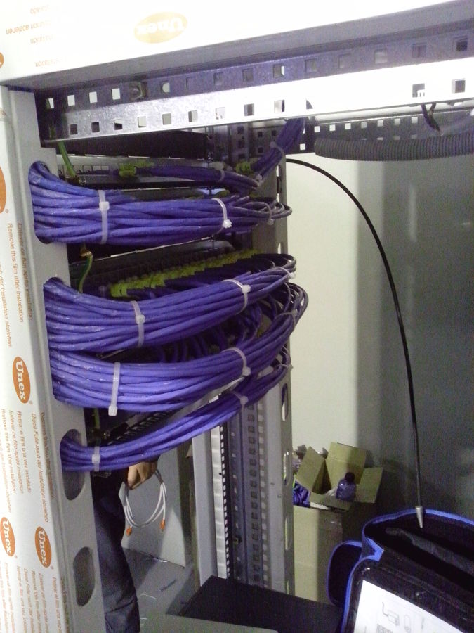 Rack informático Pol. Sabón