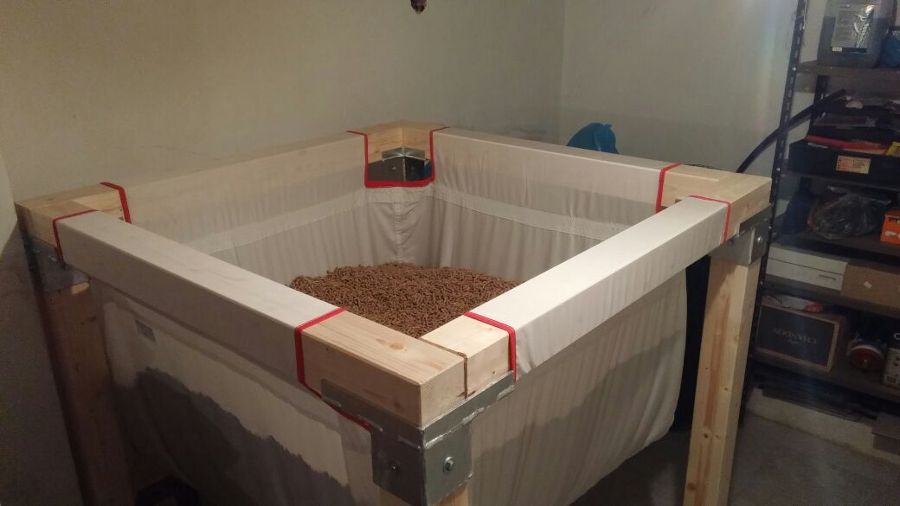 Instalación Caldera de Biomasa ( Pellet )