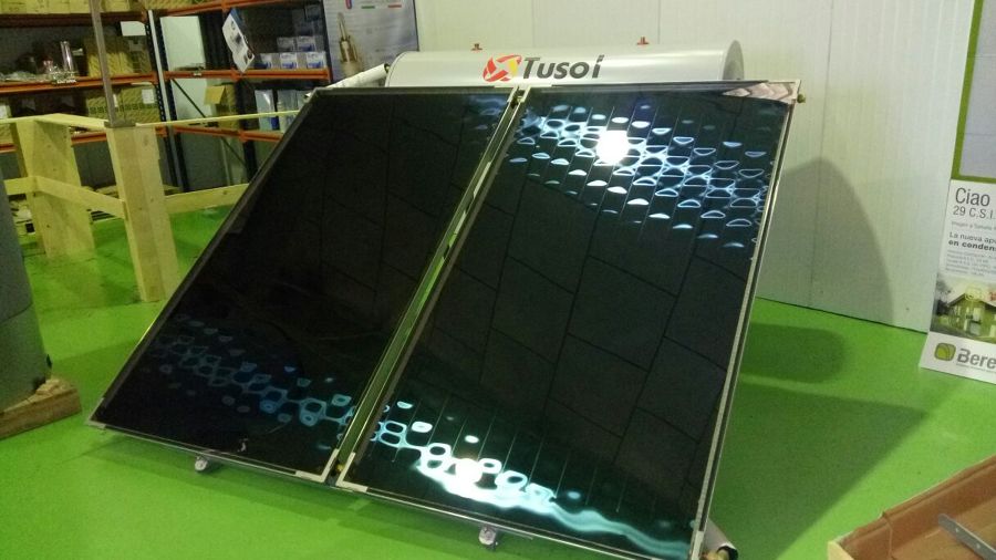 EQUIPO SOLAR TERMOSIFÓN ERTA ST300