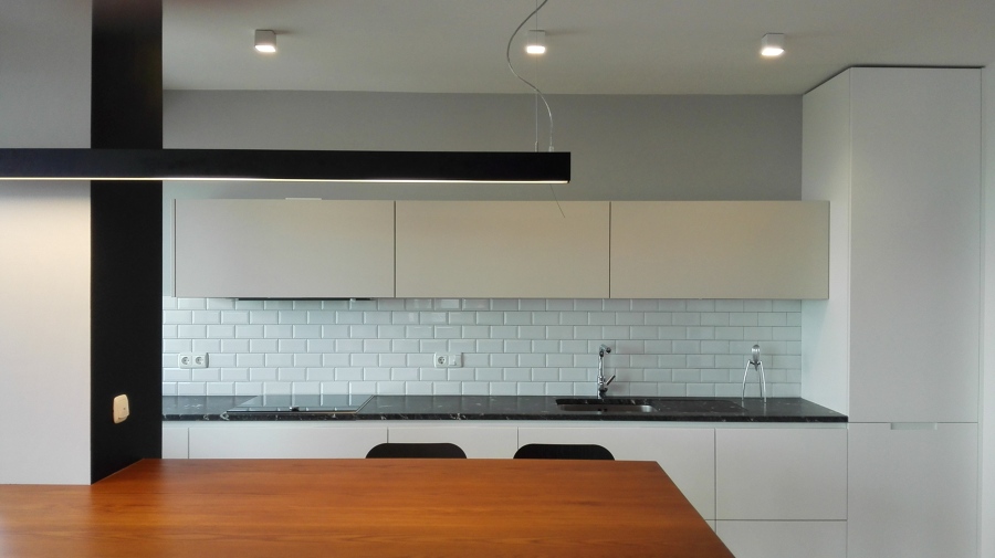 Reforma cocina. Detalle mesa