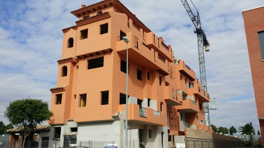 MARENOSTRUM. 9 Viviendas con Garajes y Trasteros.