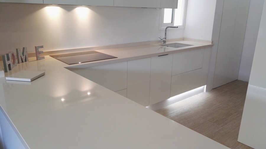 Cocina de diseño moderno.