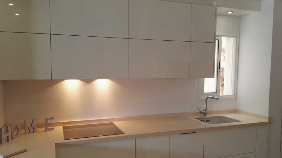 Cocina de diseño moderno.