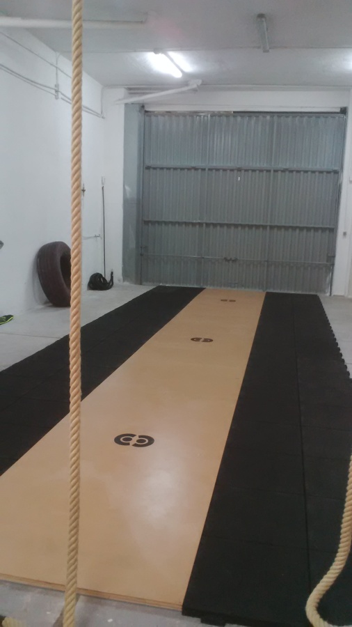 Suelo caucho macizo 40mm. machihembrado especial gimnasios - crossfit.