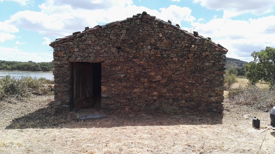 Fabricación de casa de finca