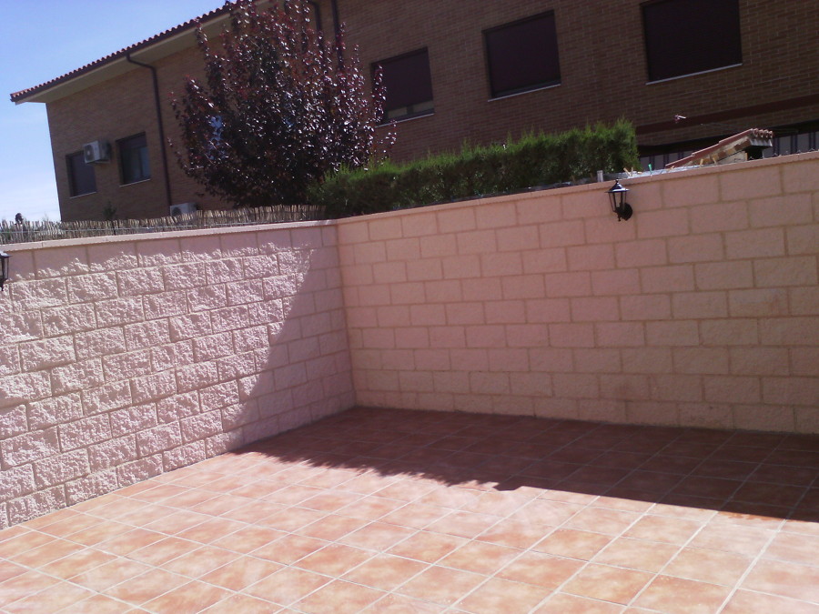 muro bloques cara split blancos