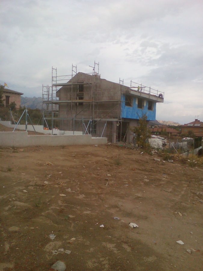 Fachada de vivienda unifamiliar