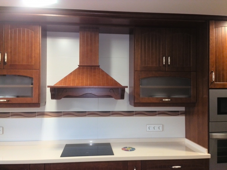 Madera, cuarzo  y acero