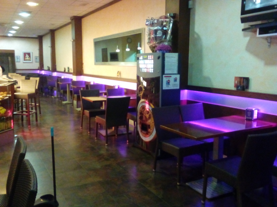 Cambio iluminación indirecta por tira de led rgb (cambio de colores con mando)