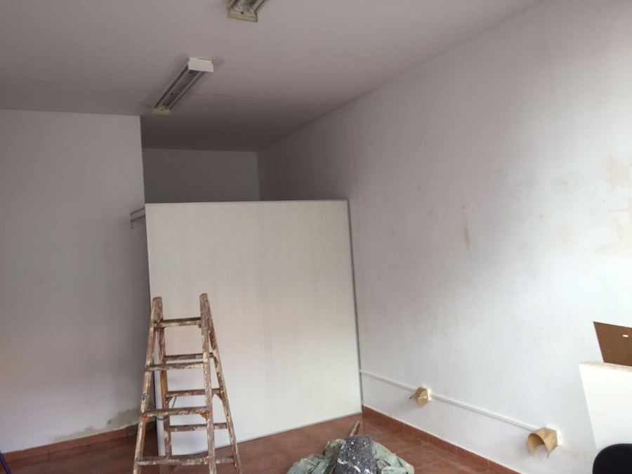 Pintura de oficina (Antes)