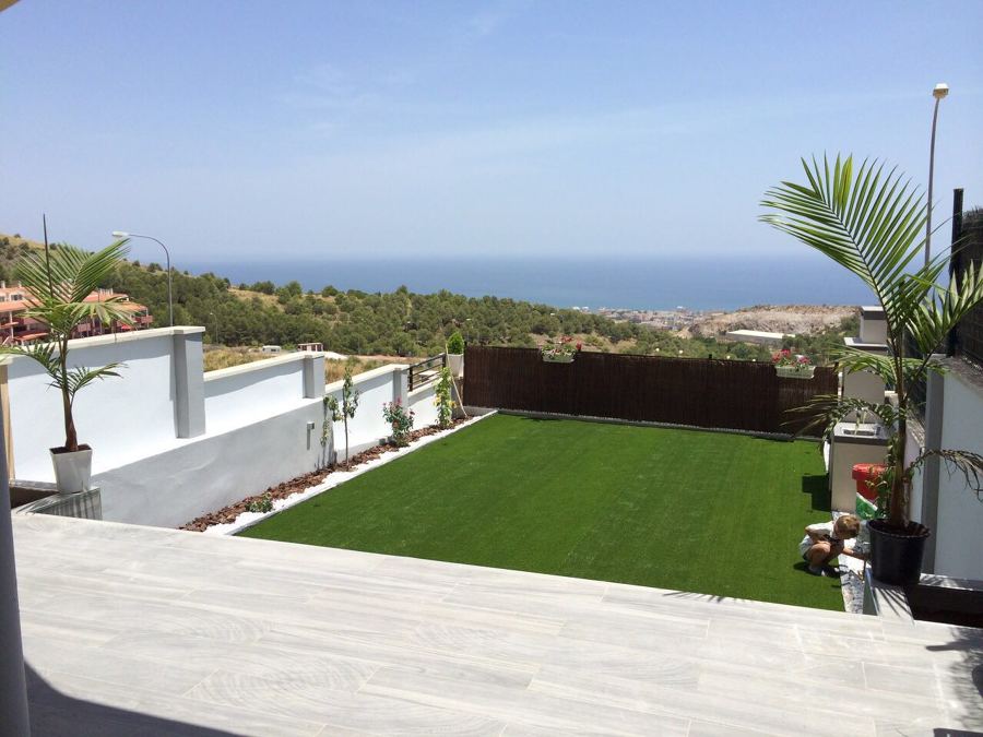 Reforma y pintura de jardín (Después)