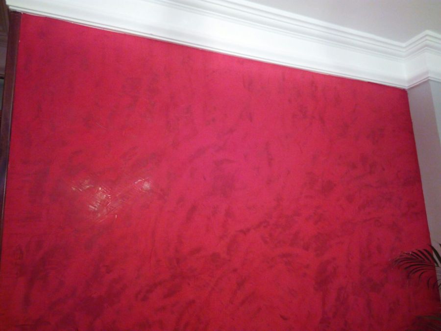 molduras en escayola blancas cn estuco granate