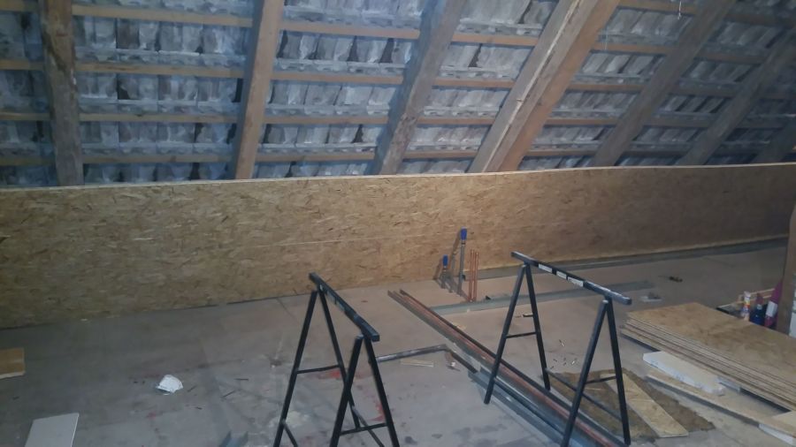 Baño completo en un trastero del ático-Bietenhausen (Alemania)