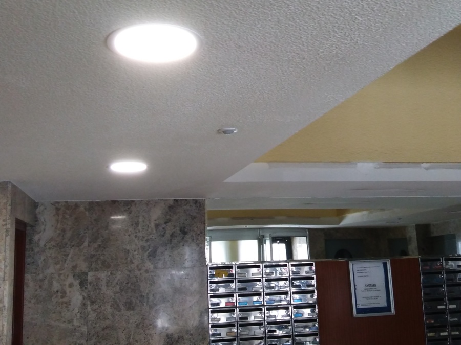 Portal comunidad de viviendas Madrid