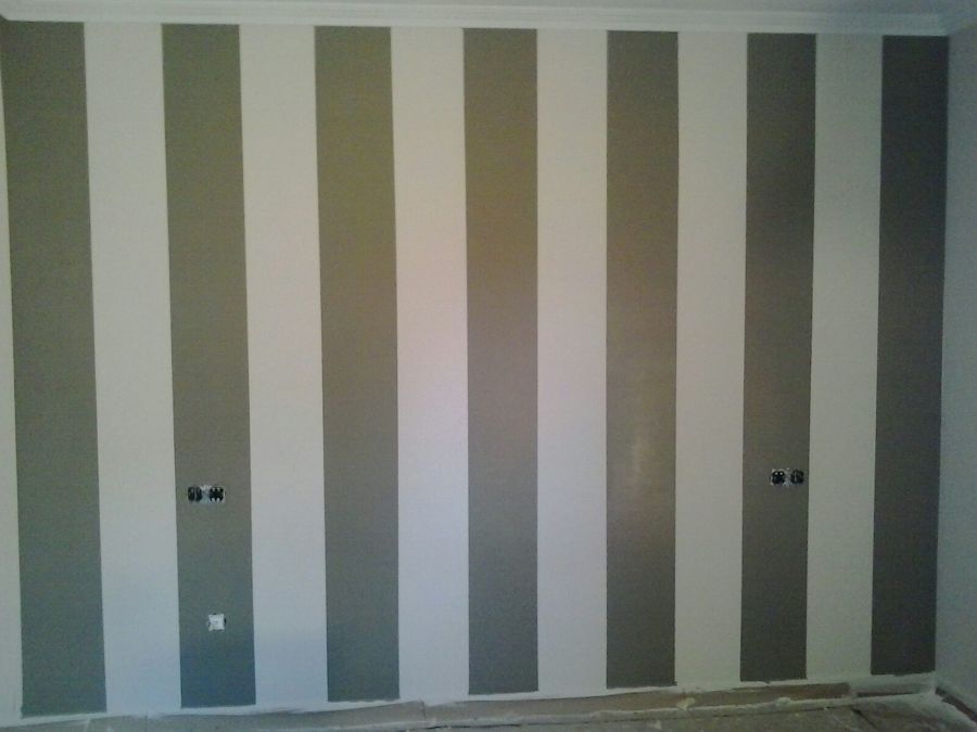 cabecero a listones pintado