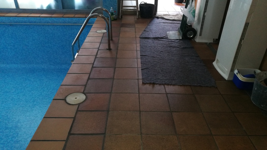 reforma corona piscina