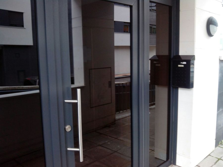 puerta portal pvc