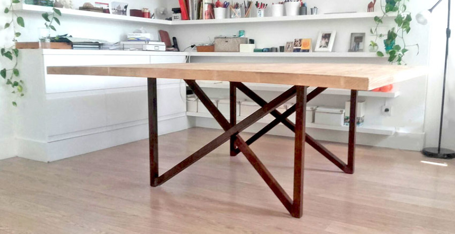 Mesas a medida en maderas macizas.