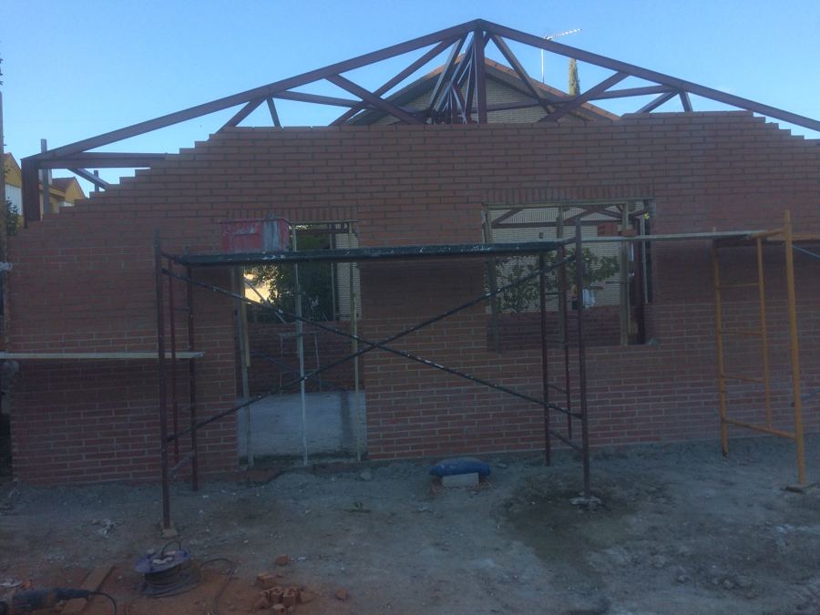 Construcción auxiliar