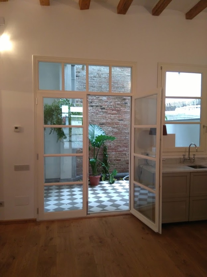 Puerta de altura especial